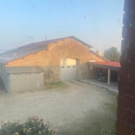 Grande Maison De Groupe